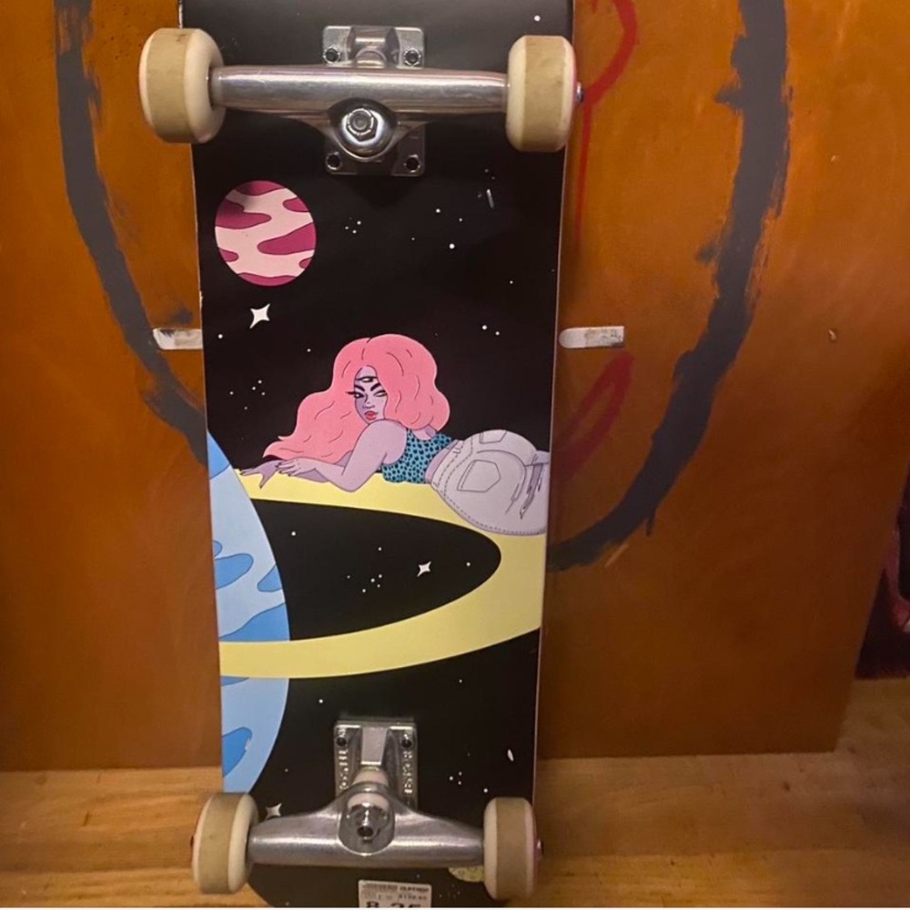 Impala size 8.25 limited edition robin eisenberg space skateboard